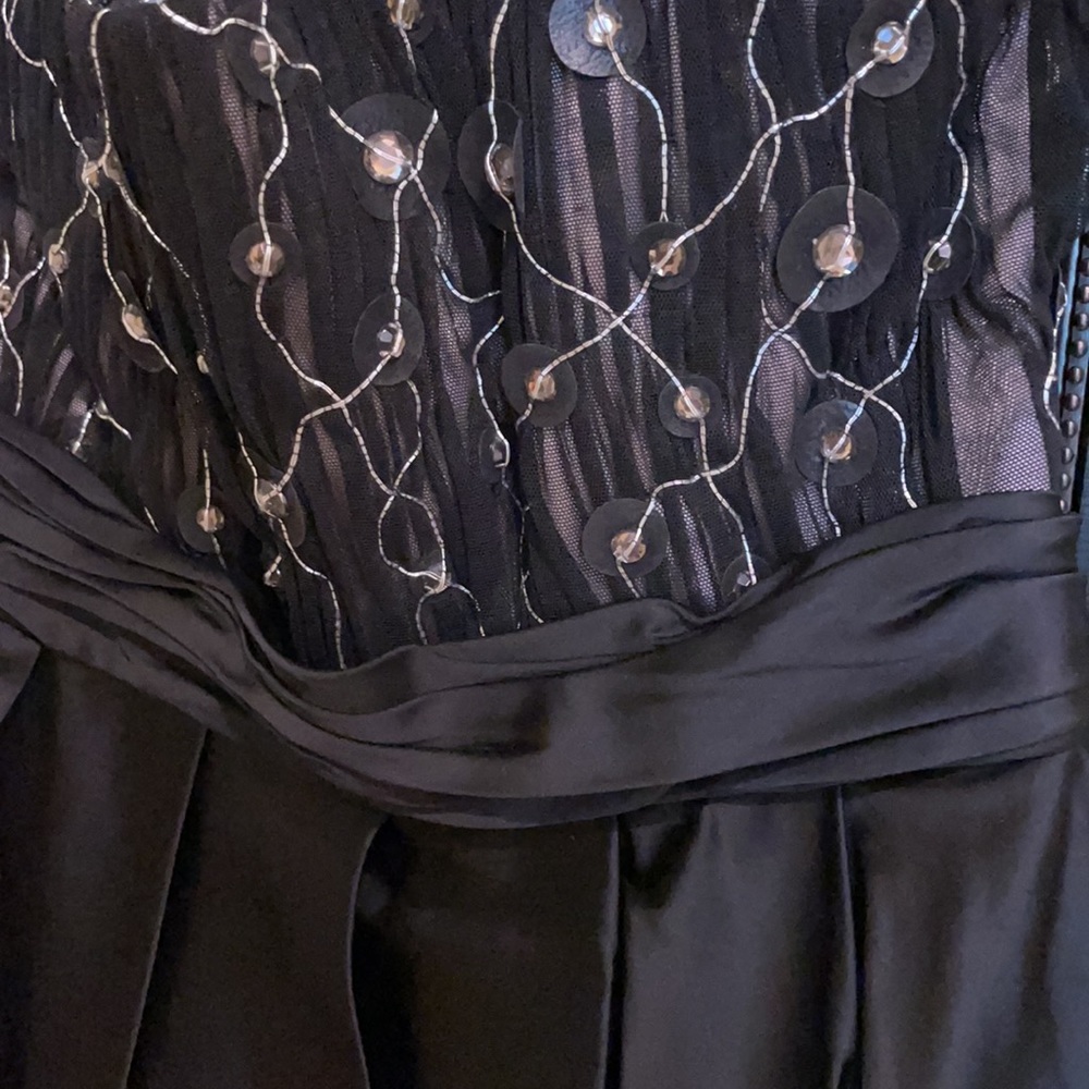 Black Alice + Olivia Strapless Dress - Picture 5 of 15